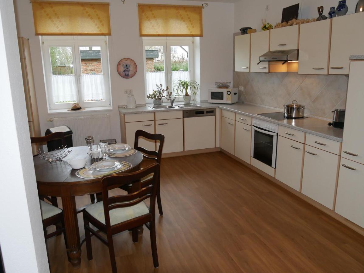 Lindenhof Wohnung 2, Erdgeschoss Vipperow Extérieur photo