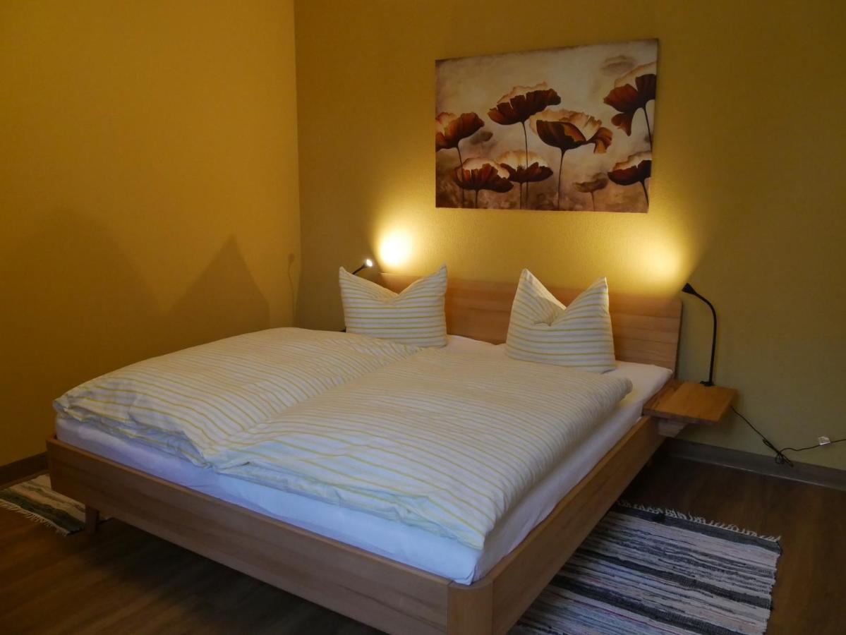 Lindenhof Wohnung 2, Erdgeschoss Vipperow Extérieur photo